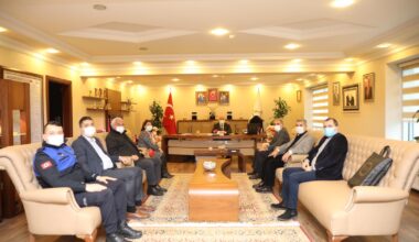 Şube Yönetimi Darıca Belediye Başkanı Muzaffer Bıyık’a konuk oldu.