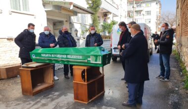 Eski Şube Başkanımız Sadican Aygen’in Annesini kaybettik.