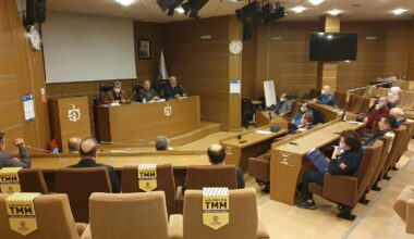 Kocaeli B.Şehir Belediyesi Meclis Salonunda  İşyeri Temsilcileri Toplantımızı İcra Ettik.