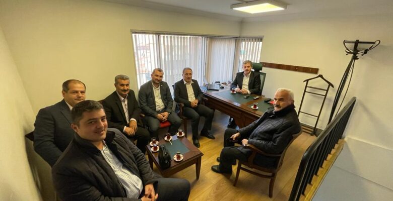 Önceki Dönem Ak Parti Kocaeli İl Başkanı Mahmut Civelek’i ziyaret ettik.