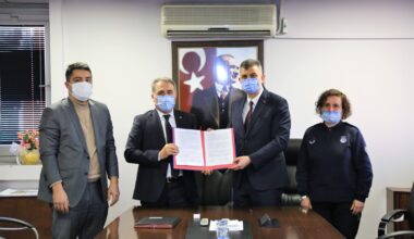 Gölcük Belediyesinde Sosyal Denge Tazminatı Sözleşmesi Tavan Tutar Üzerinden İmzalandı.